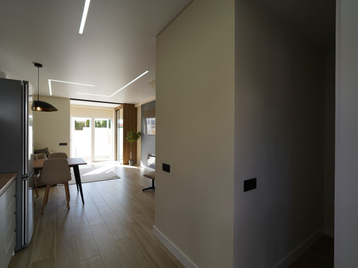 Image No.45-2 Bed Townhouse for sale