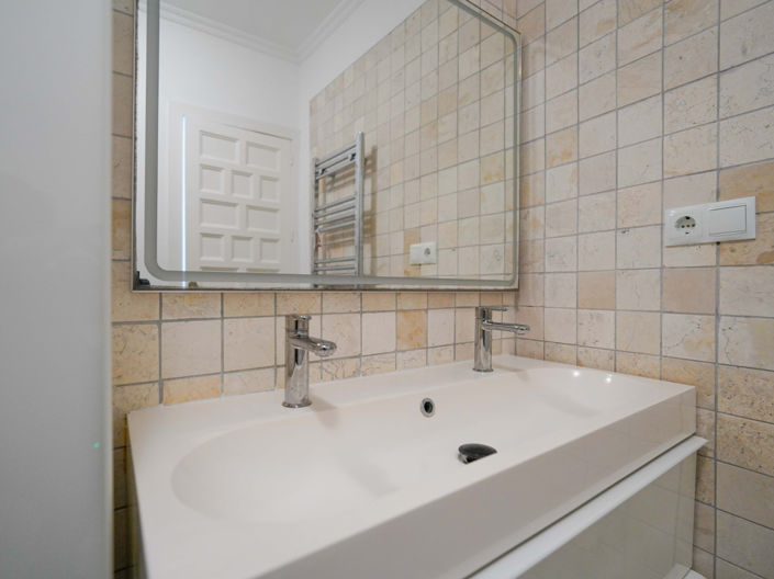 Image No.26-2 Bed Apartment for sale