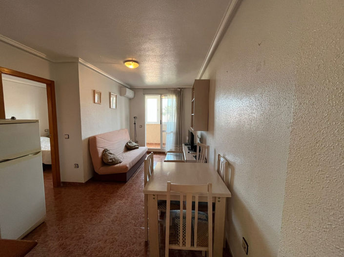 Image No.21-2 Bed Apartment for sale