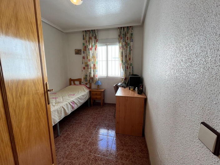 Image No.25-2 Bed Apartment for sale