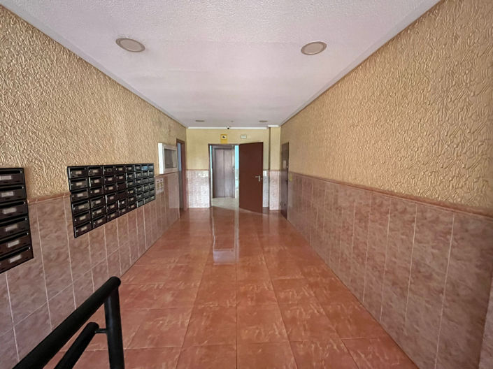 Image No.29-2 Bed Apartment for sale