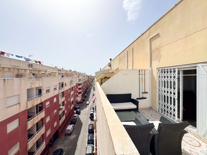 Image No.26-2 Bed Apartment for sale