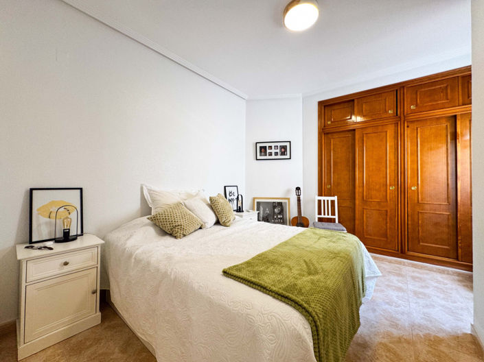 Image No.8-2 Bed Apartment for sale