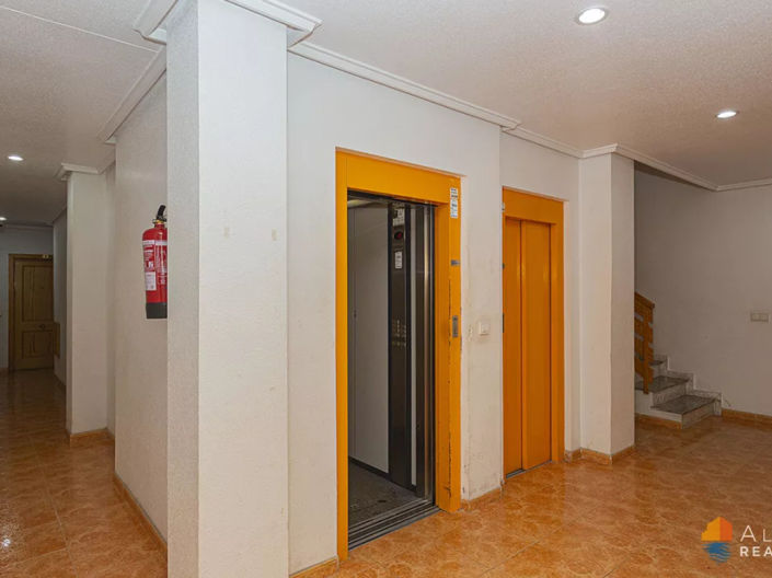 Image No.17-Appartement de 2 chambres à vendre à Torrevieja
