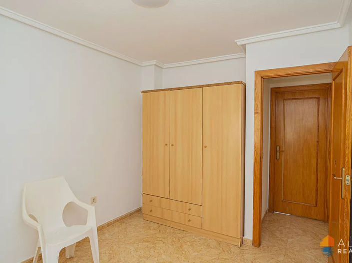 Image No.4-Appartement de 2 chambres à vendre à Torrevieja