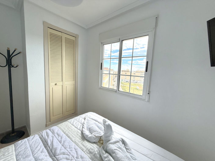 Image No.16-2 Bed Apartment for sale