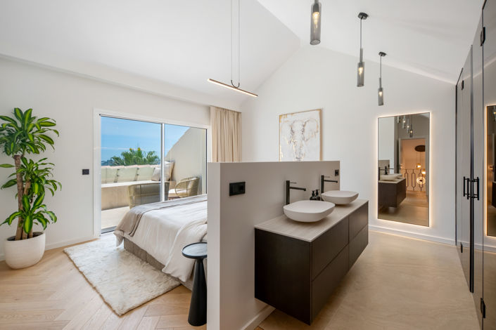Image No.35-3 Bed Property for sale