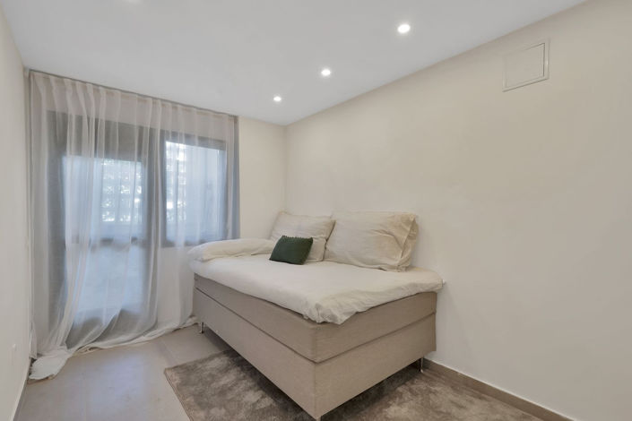 Image No.13-4 Bed Apartment for sale