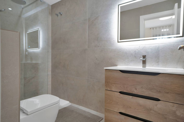 Image No.28-4 Bed Apartment for sale