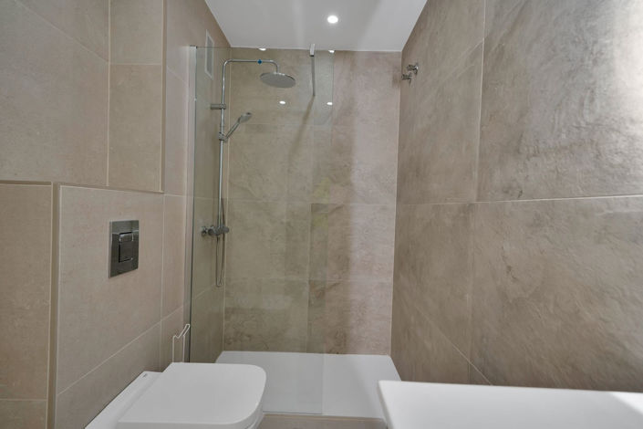 Image No.29-4 Bed Apartment for sale