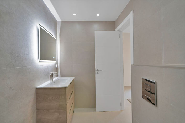 Image No.30-4 Bed Apartment for sale
