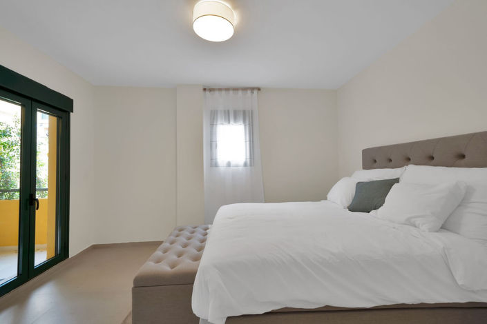 Image No.31-4 Bed Apartment for sale