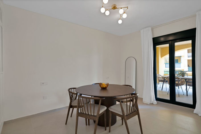 Image No.40-4 Bed Apartment for sale