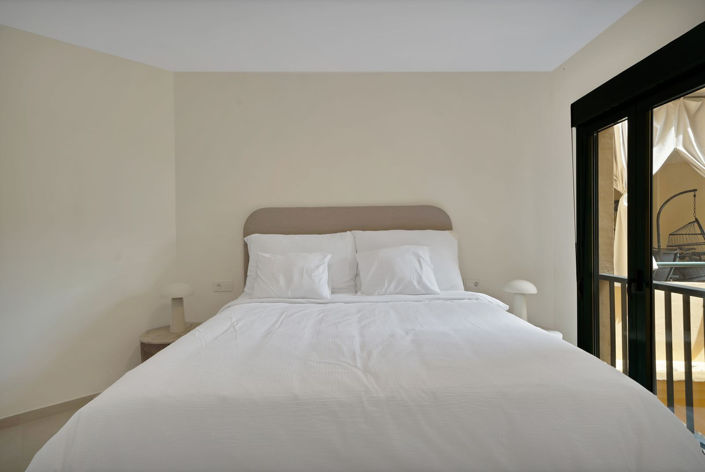 Image No.10-4 Bed Apartment for sale
