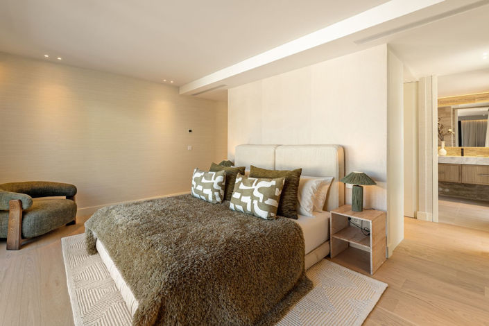 Image No.40-6 Bed Villa for sale