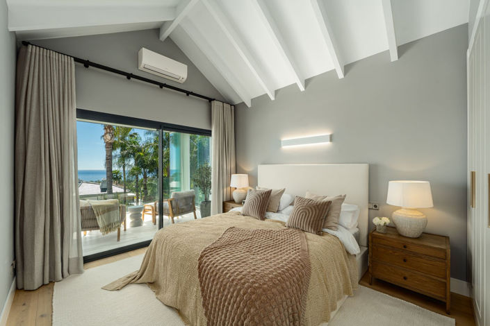 Image No.29-5 Bed Villa for sale