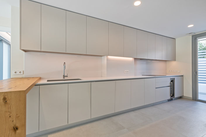 Image No.4-4 Bed House for sale