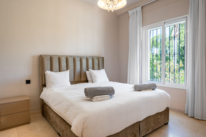 Image No.17-6 Bed Villa for sale