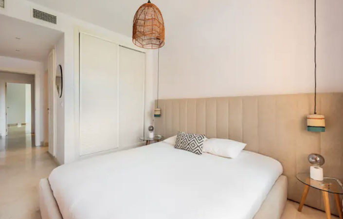 Image No.20-2 Bed Apartment for sale