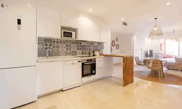 Image No.9-2 Bed Apartment for sale