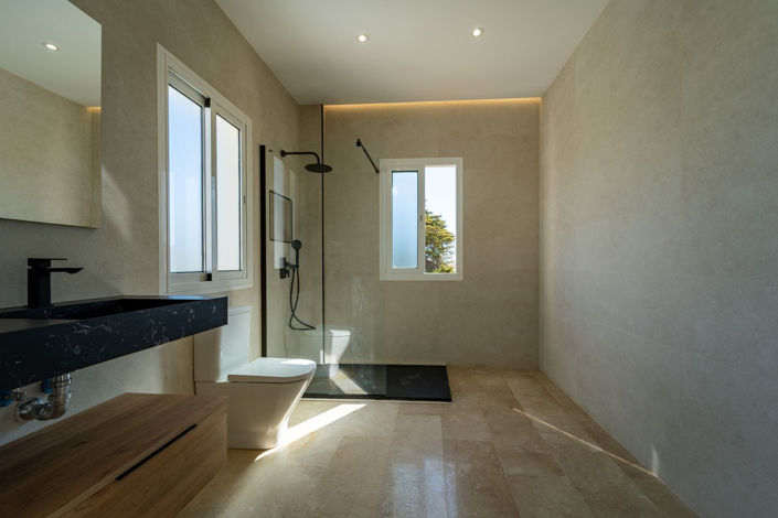 Image No.18-4 Bed Villa for sale