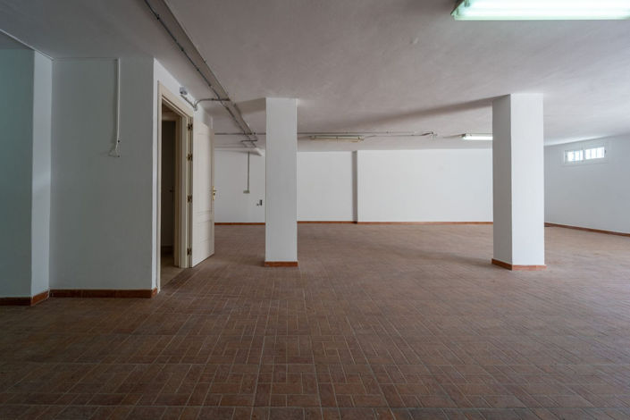 Image No.23-4 Bed Villa for sale