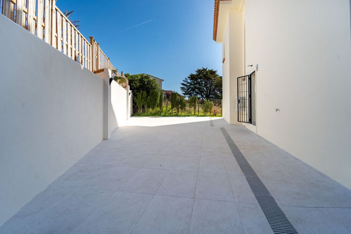 Image No.3-4 Bed Villa for sale
