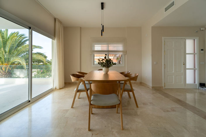 Image No.30-4 Bed Villa for sale