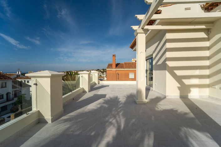 Image No.39-4 Bed Villa for sale
