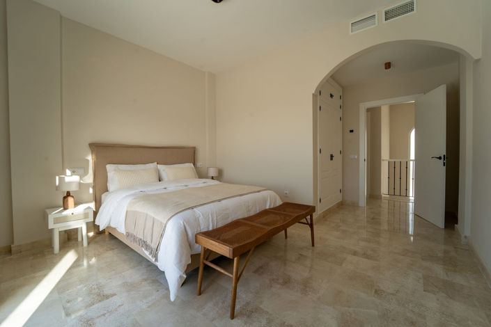 Image No.44-4 Bed Villa for sale