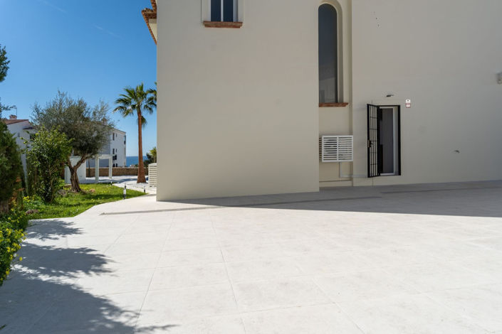 Image No.5-4 Bed Villa for sale