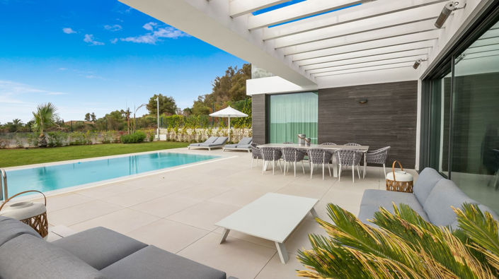 Image No.3-6 Bed Villa for sale