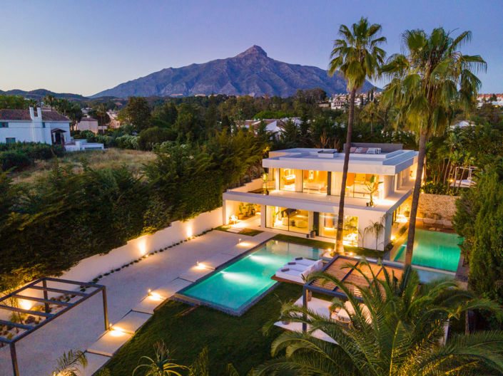 Image No.3-4 Bed Villa for sale