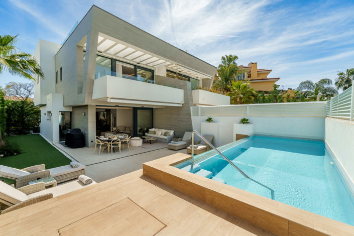 Image No.4-5 Bed Villa for sale