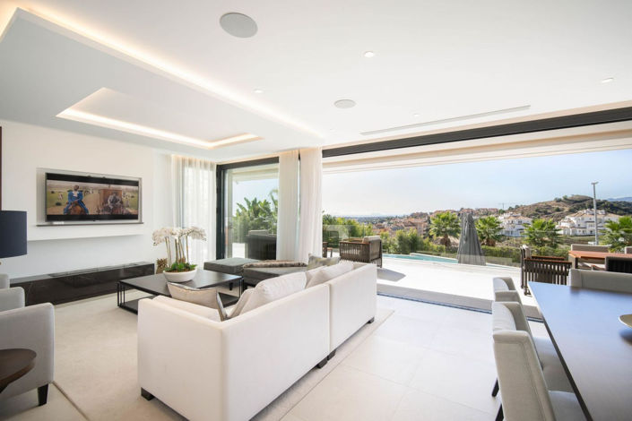 Image No.26-4 Bed Villa for sale