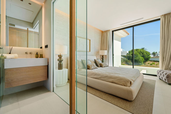 Image No.21-5 Bed Villa for sale