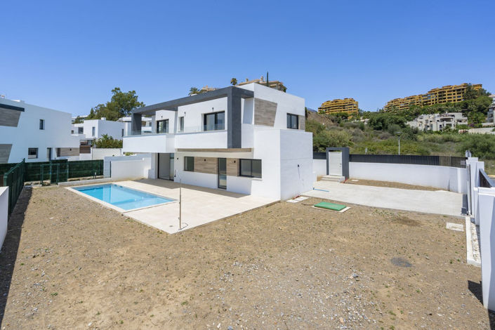 Image No.31-4 Bed Villa for sale