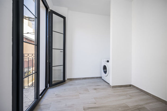 Image No.24-3 Bed Townhouse for sale