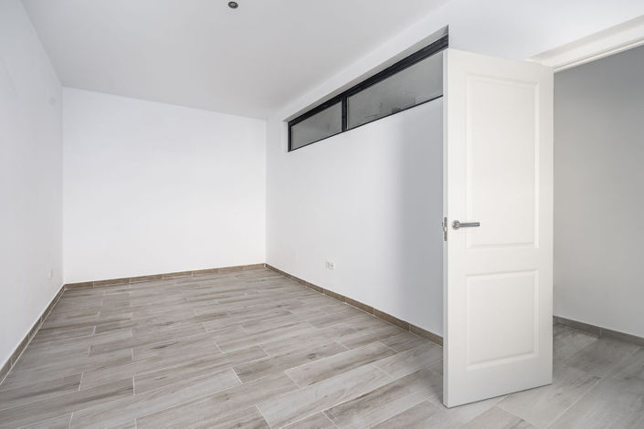 Image No.26-3 Bed Townhouse for sale