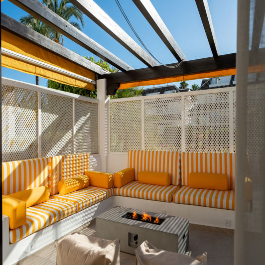Image No.15-3 Bed Property for sale