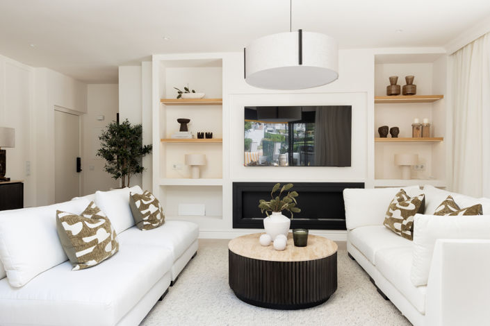 Image No.3-3 Bed Property for sale