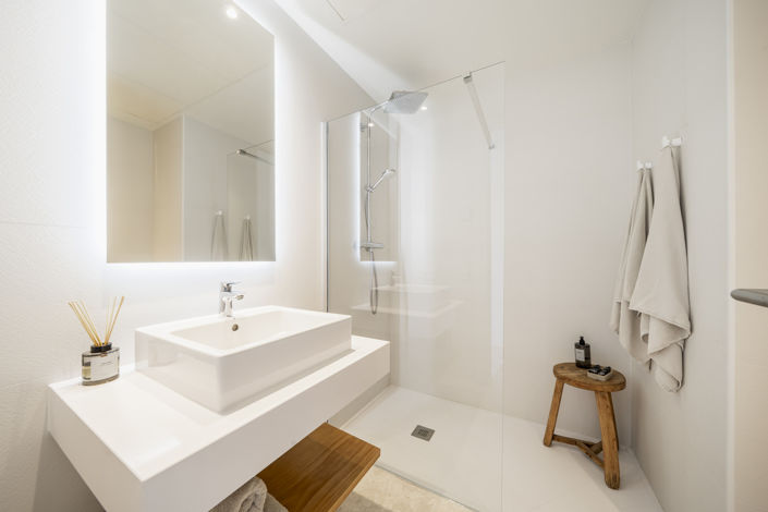 Image No.27-4 Bed Property for sale