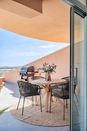 Image No.39-3 Bed Apartment for sale