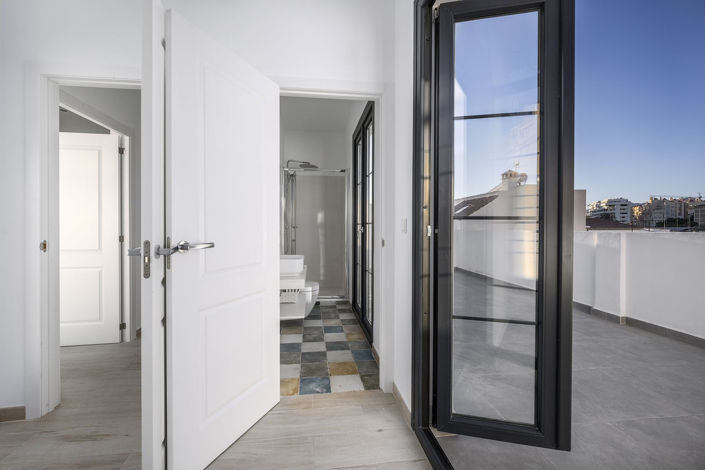 Image No.28-3 Bed Townhouse for sale