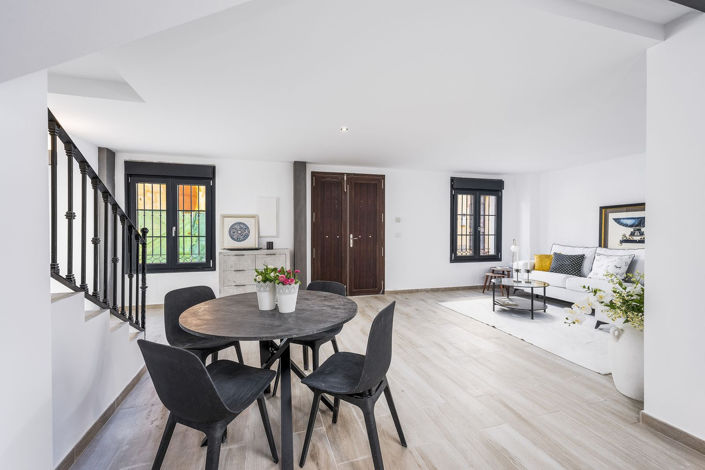 Image No.3-3 Bed Townhouse for sale