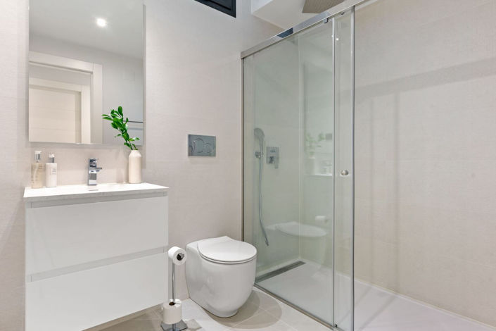Image No.18-5 Bed Townhouse for sale