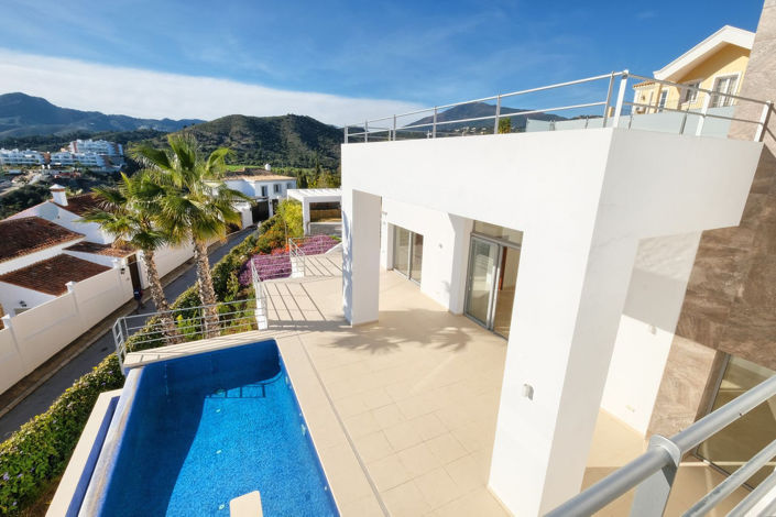 Image No.30-4 Bed Villa for sale