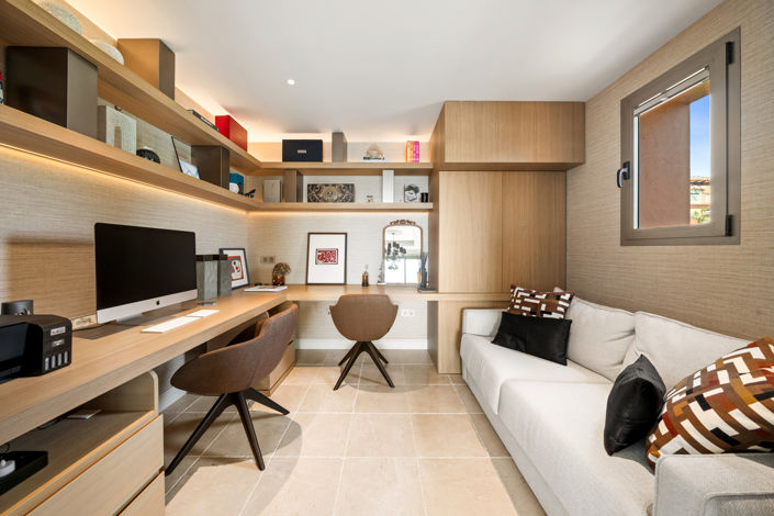 Image No.26-3 Bed Penthouse for sale