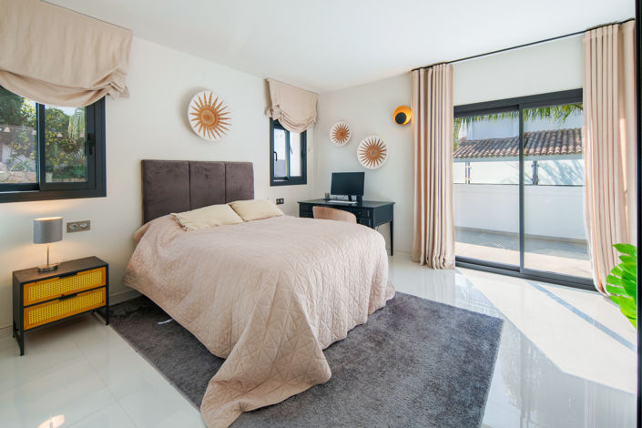 Image No.24-4 Bed Villa for sale