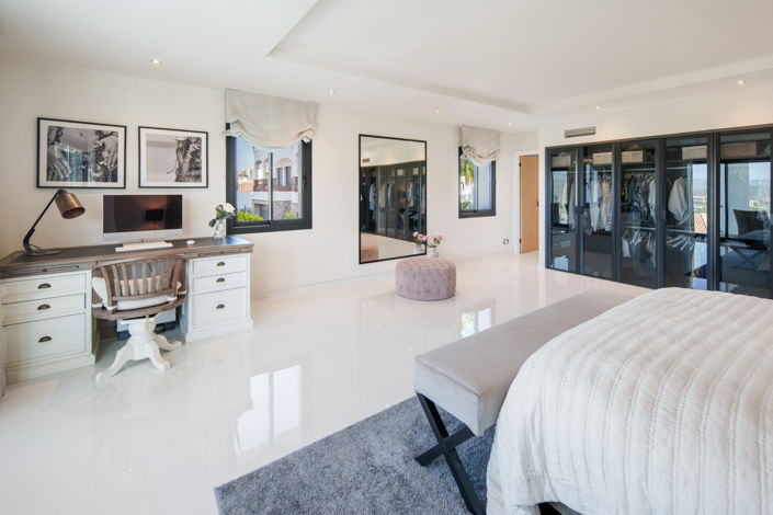 Image No.35-4 Bed Villa for sale